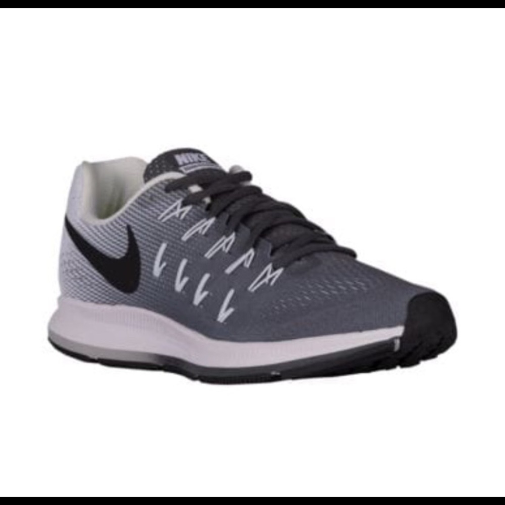 Nike women’s Pegasus 33